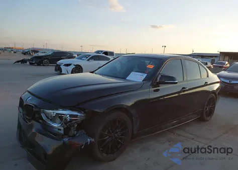 2018 BMW 330I z USA, uszkodzony, nr VIN WBA8B9G54JNV11327